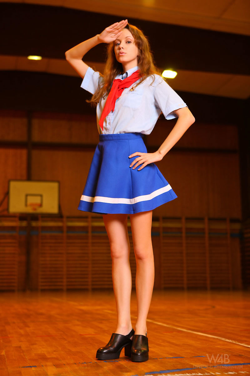 Инесса, 18 лет, 1 размер груди